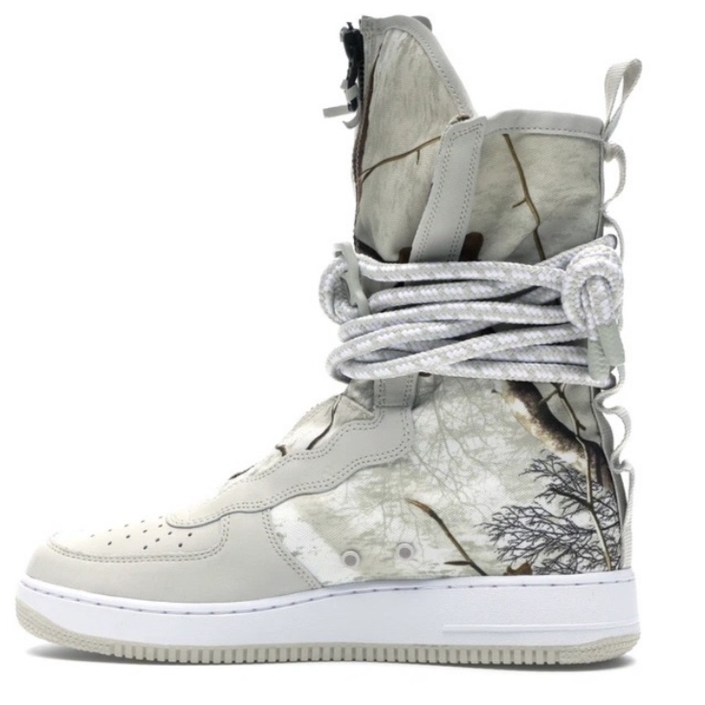 🫠✨NEW LIMITED✨NIKE X REALTREE SF AIRFORCE 1 MENS 9/womens 10.5 snow camo tennis